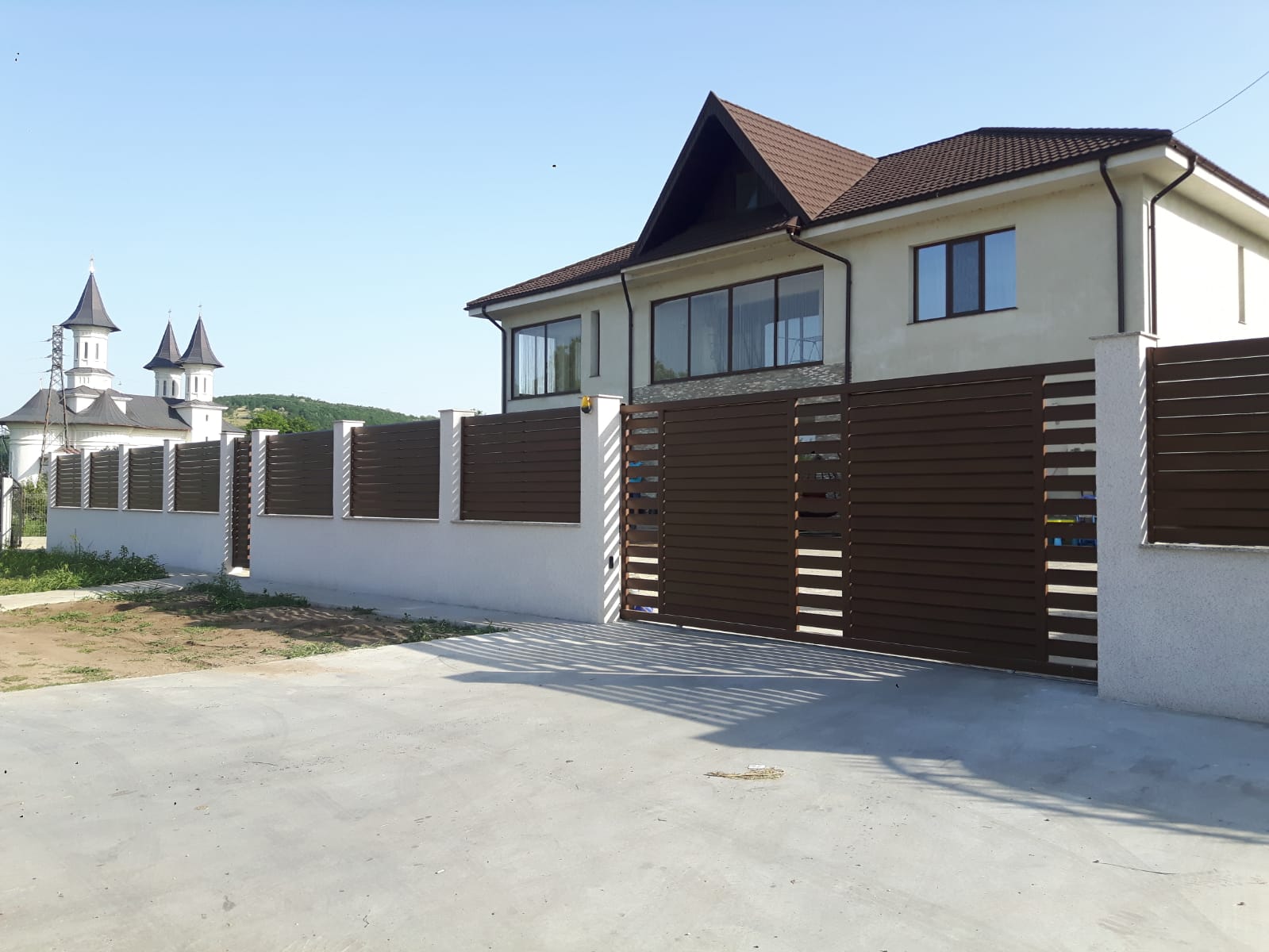 Garduri si porti din aluminiu